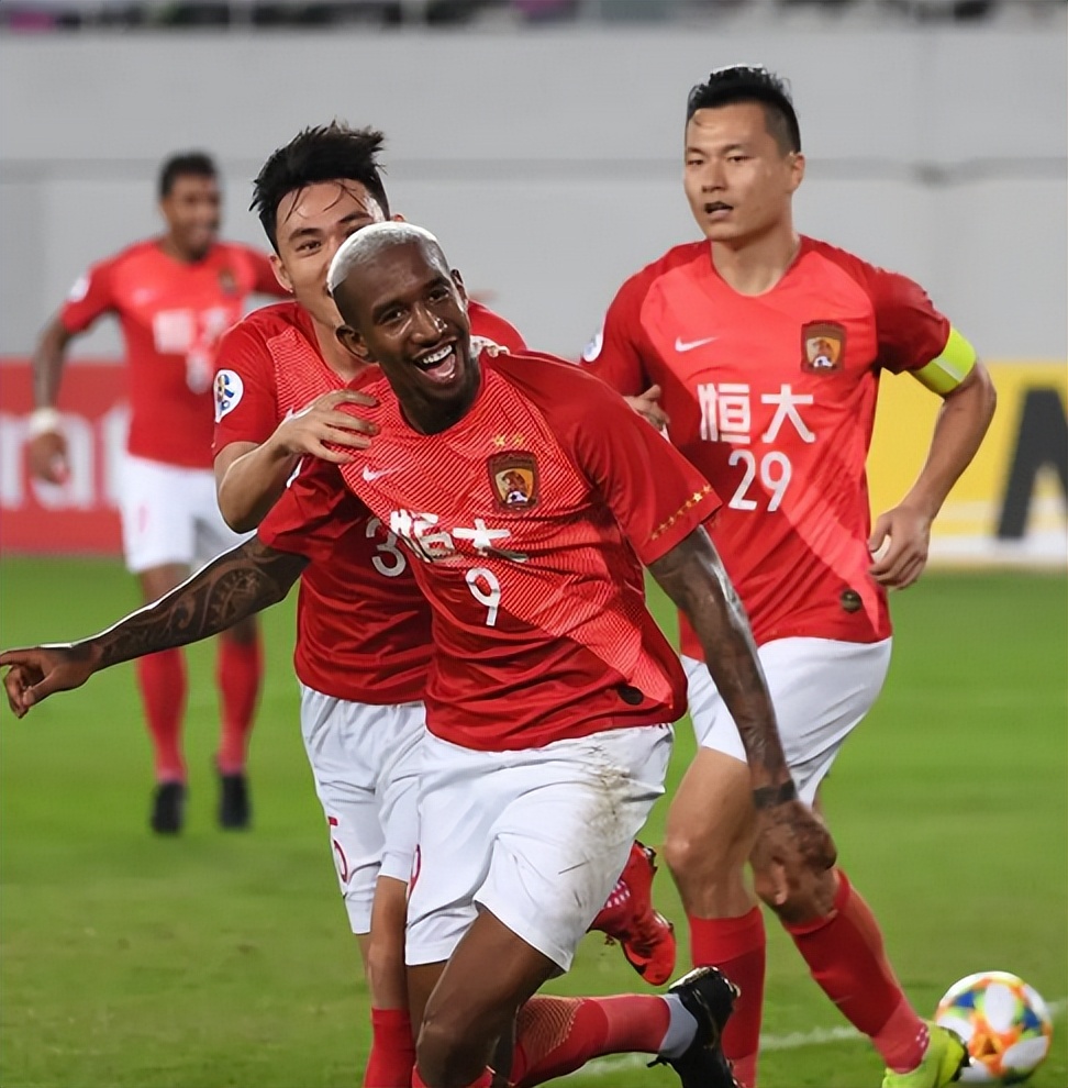 许家印广州恒大三年中超五年亚冠,广州恒大许家印当年豪言夺冠