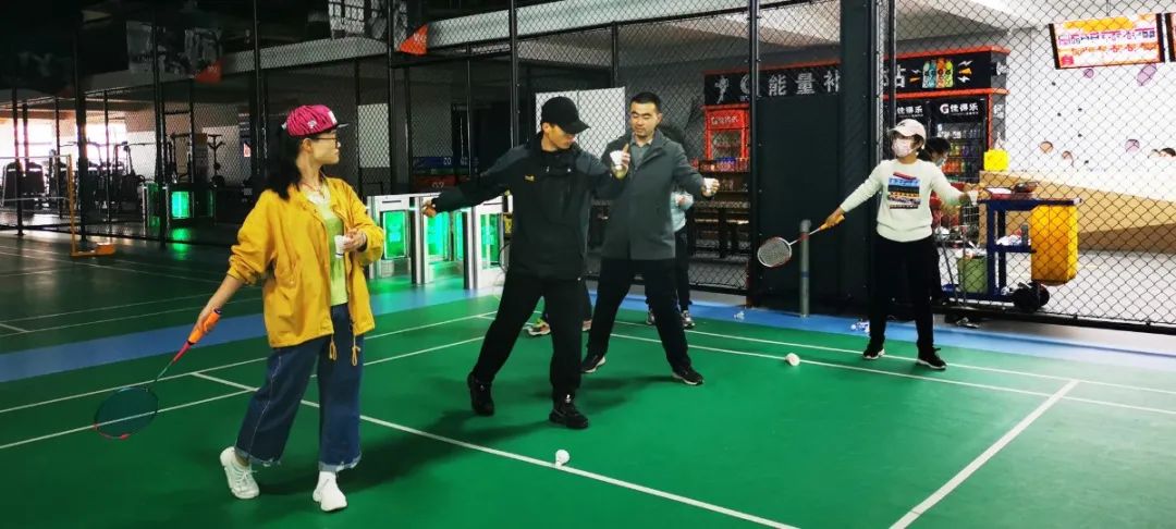 全民健身日健身盛宴点燃运动激情,周末公益养生课