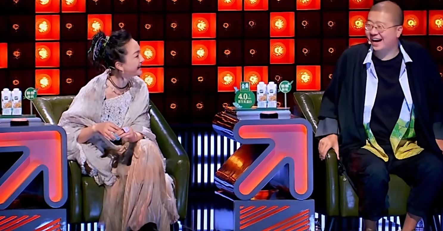 颜悦的脱口秀视频,脱口秀双胞胎颜怡颜悦完整版