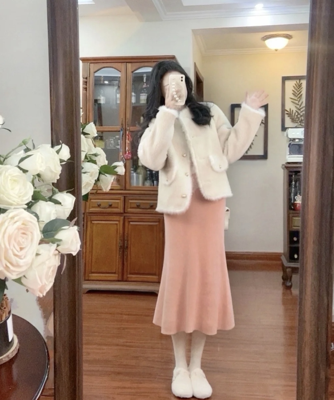 小香风半身裙怎么穿出高级感,小香风半身裙中长款搭配