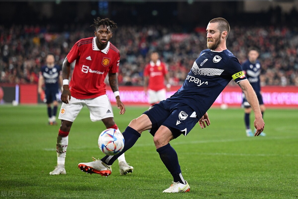 两场狂轰25球卫冕冠军势不可挡,狂轰17球