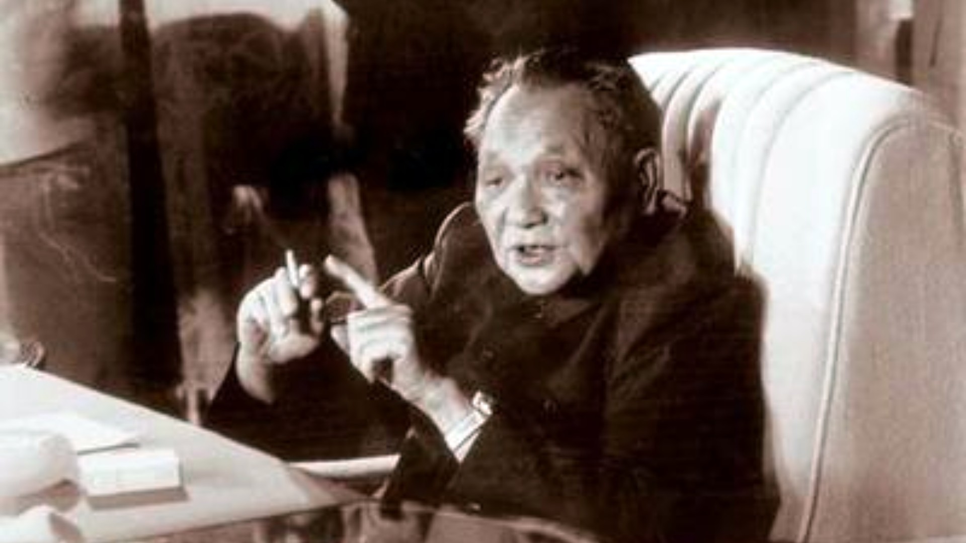 1993年北京仅两票之差申奥失败，是谁在使坏？*小平邓**一语道破玄机