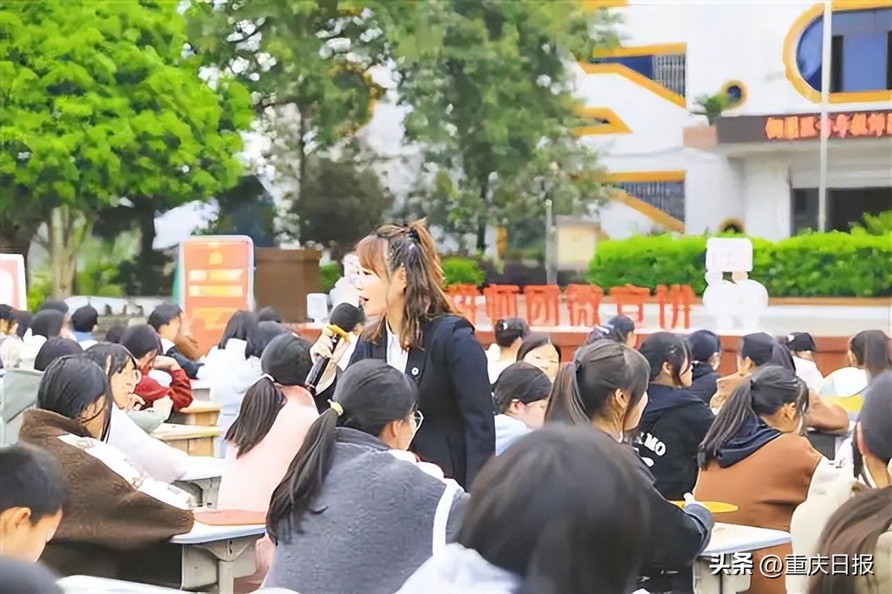 以学铸魂以行践知,以学铸魂实干笃行