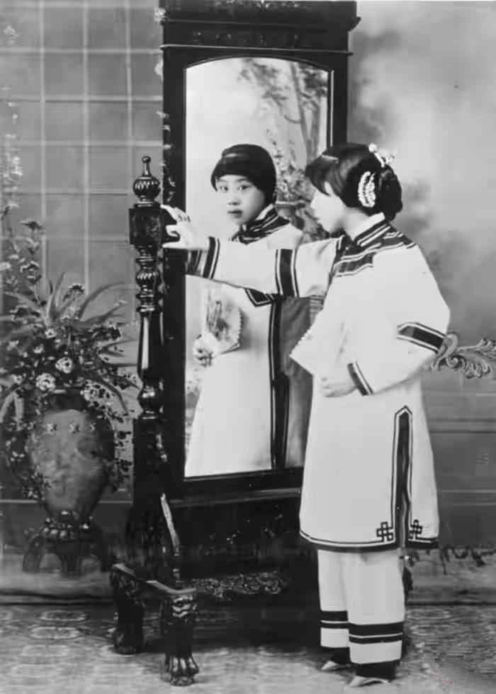 日军日记：男人饿倒在地，为了救他，我将他妻子的乳房割给他吃!