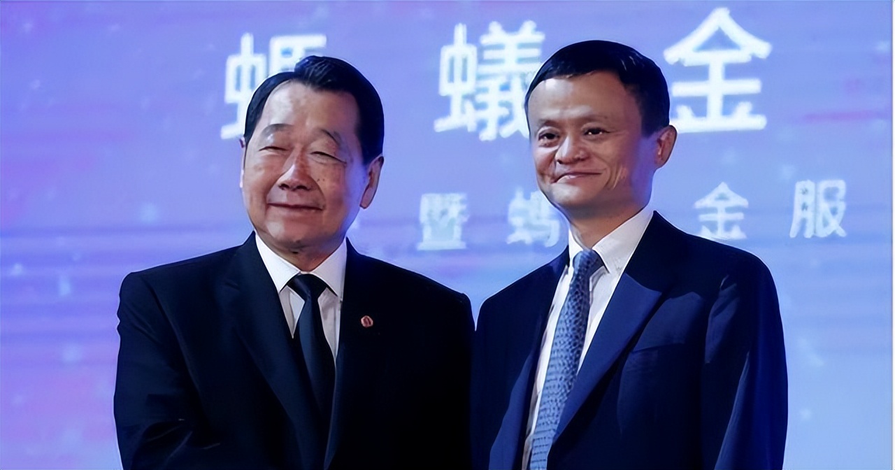 在日本“度假”、泰国见首富后，马云终于回国了