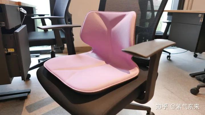 520送女朋友什么礼物高级又便宜,送女朋友可以随身携带的礼物推荐