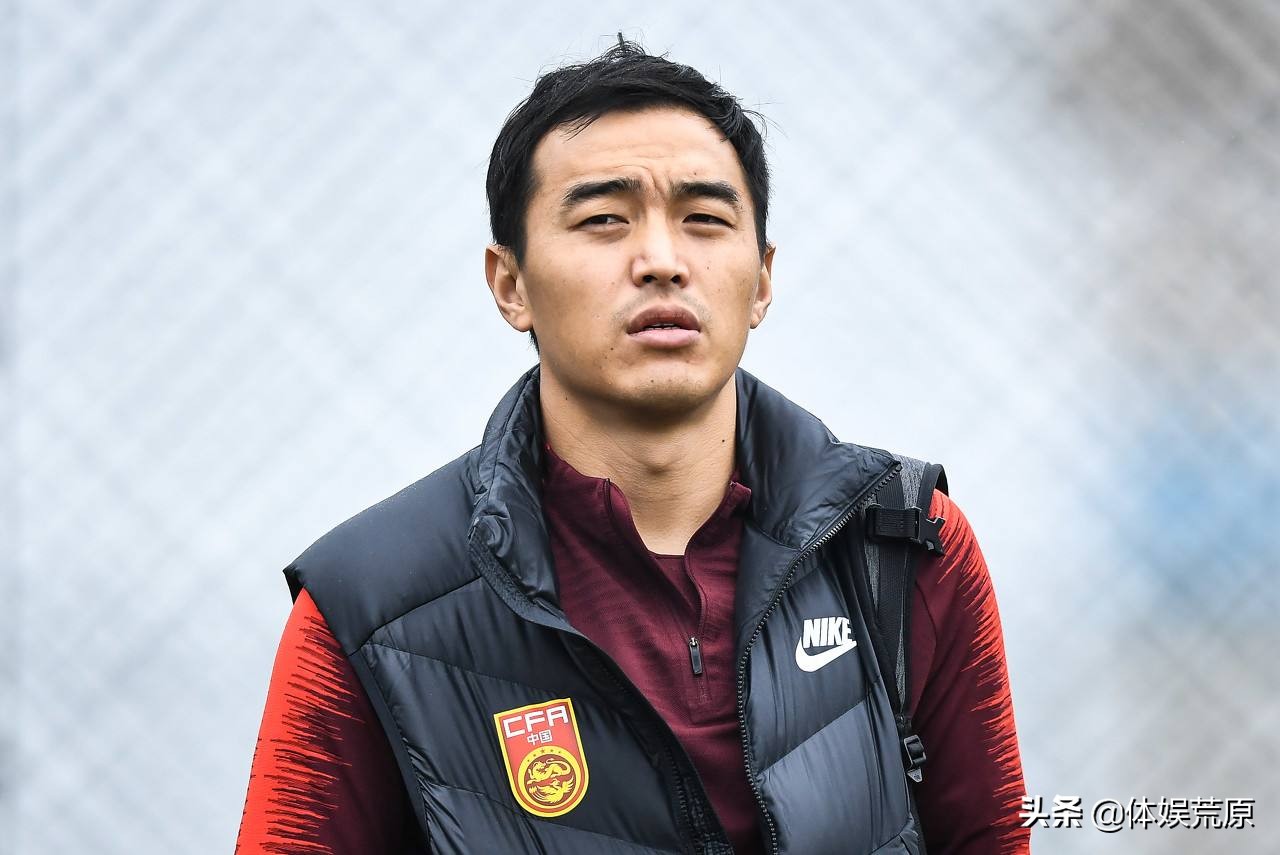 冯潇霆转会费,键盘侠能毁掉一个国家吗