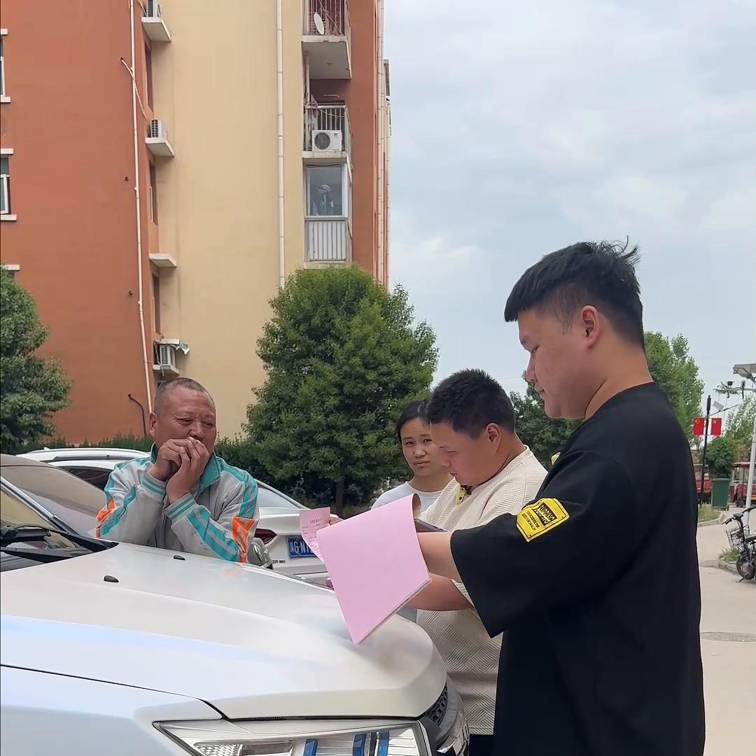 买二手车是不是在网上买便宜,买二手车到实体店买可靠吗