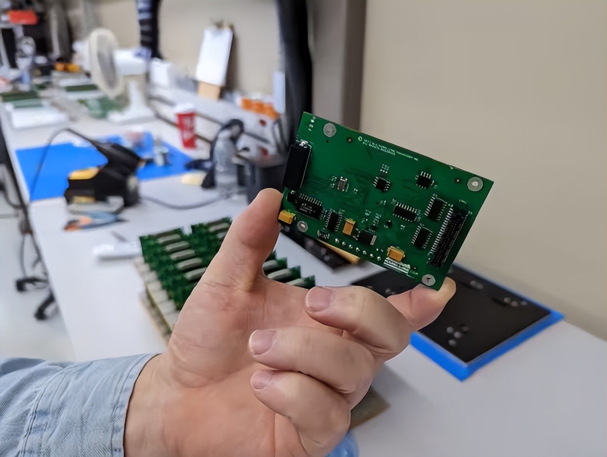 先进的采矿设备,最大的重型采矿机械