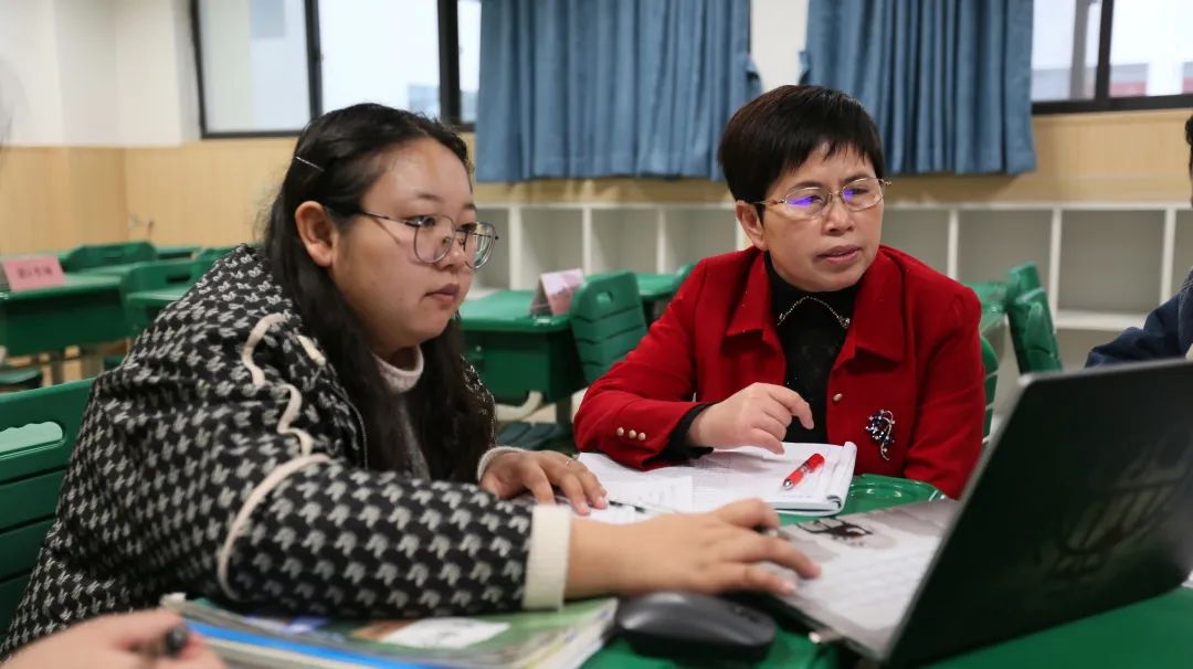 鍠滆鎴戞牎绉戠爺鎴愭灉鍠滀汉,瑙ｈ缁甸槼娑︾瀹為獙楂樹腑