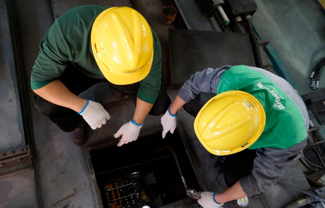 好多人都不知道：旧油竟然“勾兑”新油？换油不对，损失加倍！