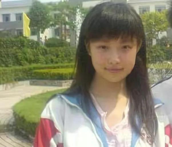 倪妮和井柏然哪一年分手的,倪妮先跟冯绍峰还是井柏然