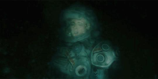 深海电影细思极恐细节,潜入海底一万米深海恐惧症