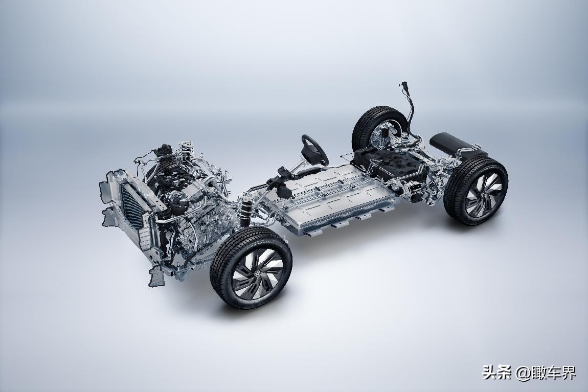 鍚堣祫涓滈鍚景,鍚堣祫涓滈鏃ヤ骇鍚景