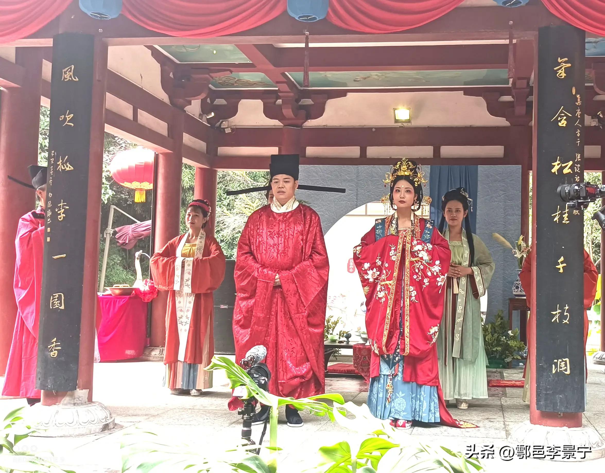 祝福诗人千哲刘强新婚楹联文/李景宁