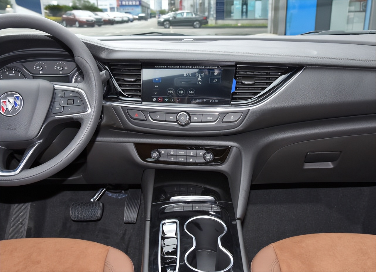 别克君威油耗车主视频,别克君威油耗异常增高