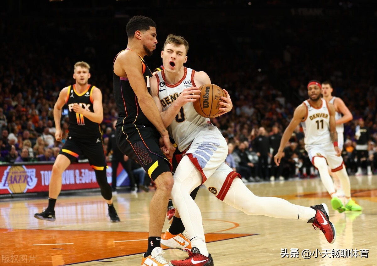 布克荣登总决赛,布克成为本季联盟第一名