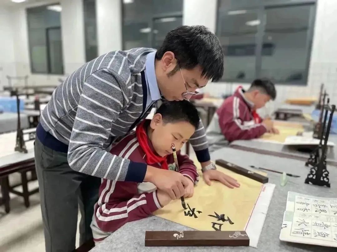 双减在行动百花洲小学三点半课堂,双减政策下的小学实践活动