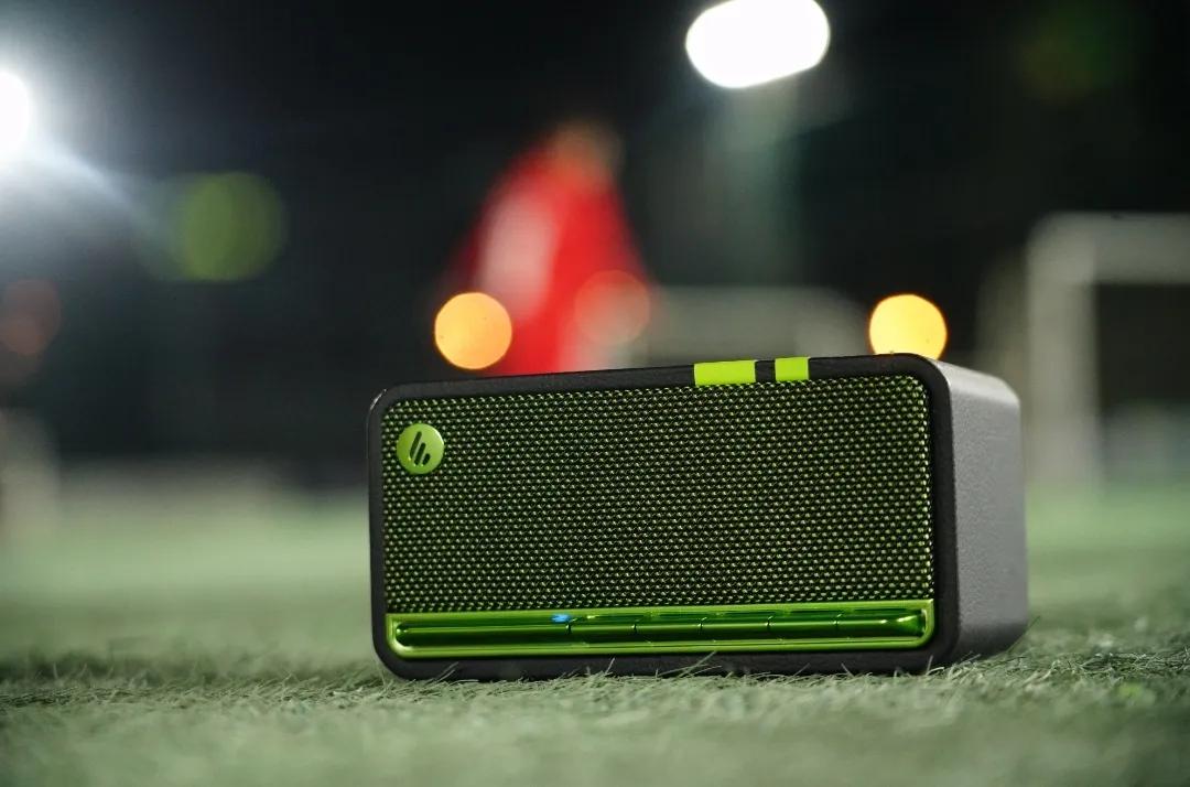 m230棕木纹对比绿魔黑音质,m230黑色