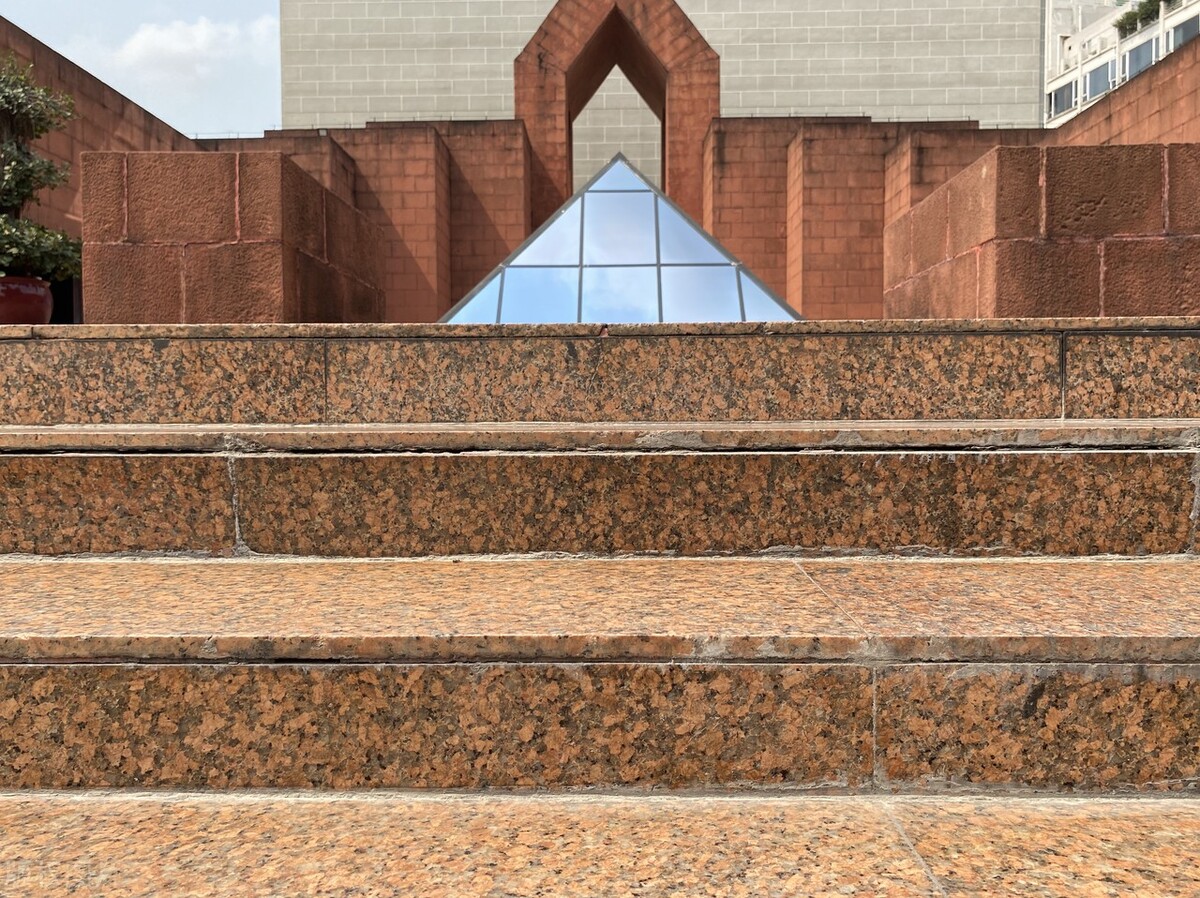 马克龙在广州旅游,马克龙旅行这次去了哪些地方