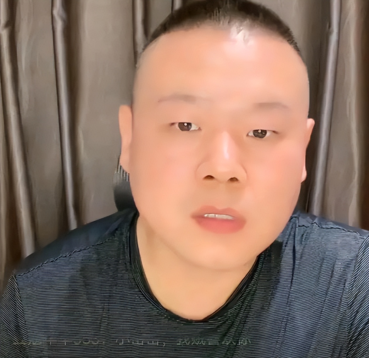 赵本山徒弟王老七手撕岳云鹏,赵本山徒弟王老七