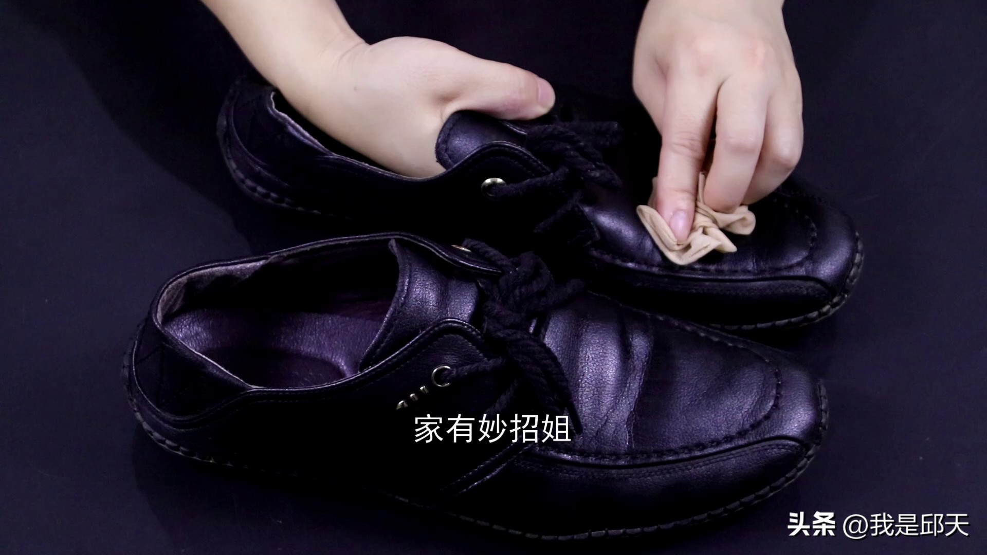 垃圾桶上放一只袜子,垃圾桶套袜子的作用