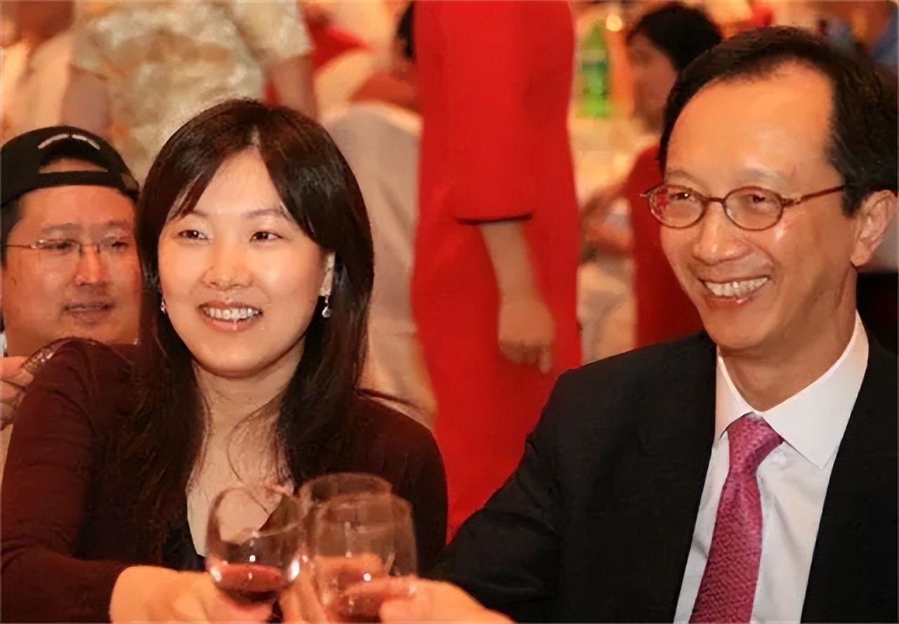 24岁跳水皇后为什么嫁50岁老公,三代跳水皇后齐聚