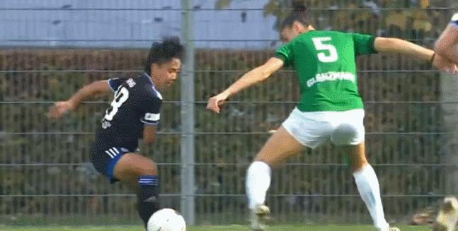 张琳艳上演首秀10分钟破门,张琳艳成功逆转局势创造女足奇迹