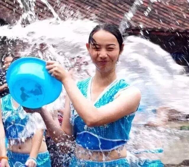 西双版纳泼水节现场被围攻,西双版纳泼水节恶劣事件怎么处理