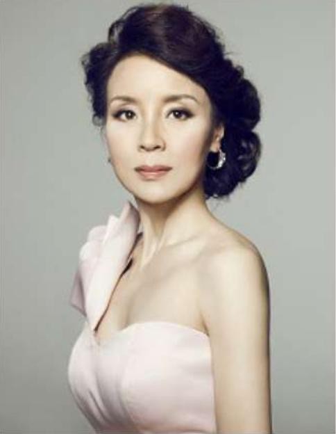 吴刚和妻子感情有多好,吴刚和老婆恩爱