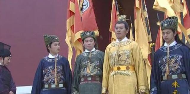 朱标稳坐太子之位，他不死朱棣不敢反，26个兄弟没人敢跟他抢皇位