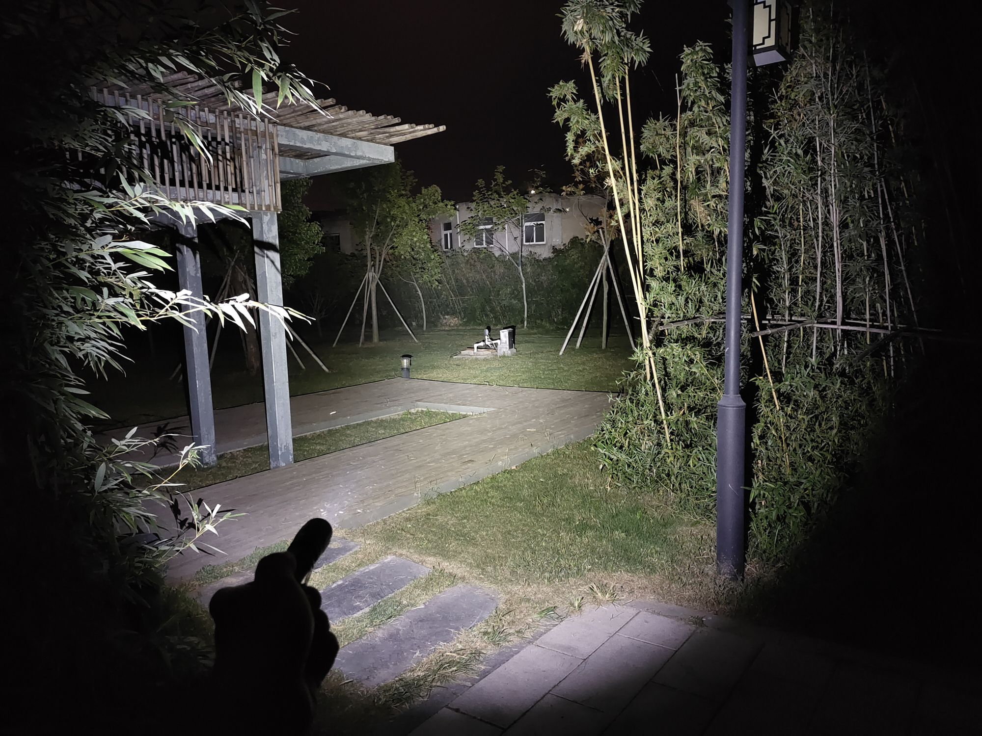 纳丽德51c手电,纳丽德手电e52c评测