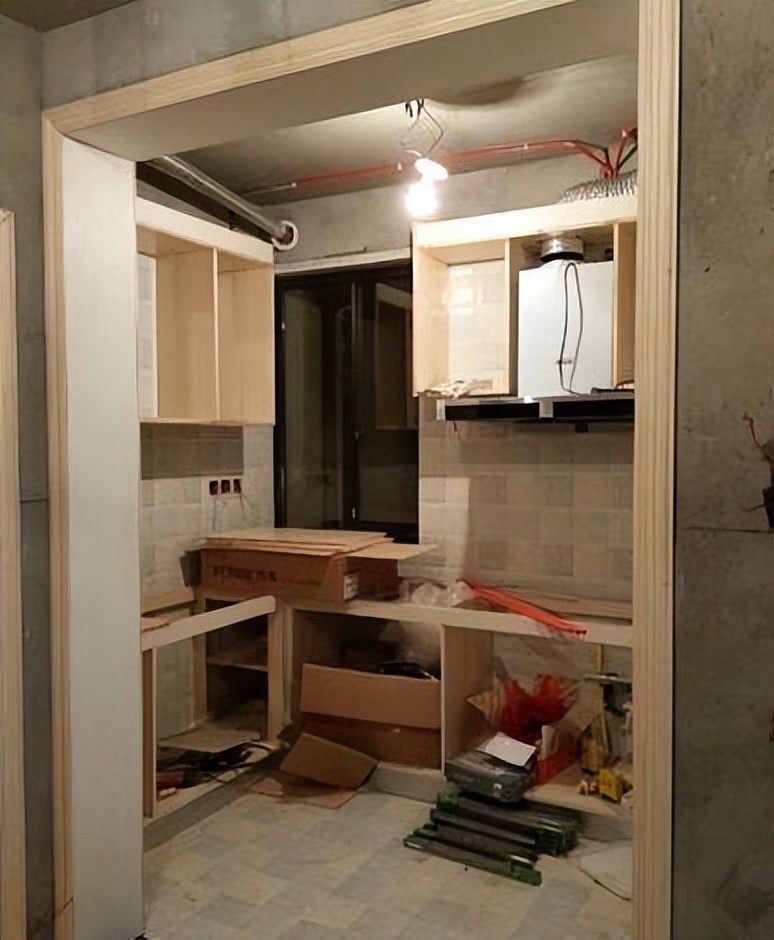 怀孕婆婆家装修房子,怀孕了婆婆在家装修房子