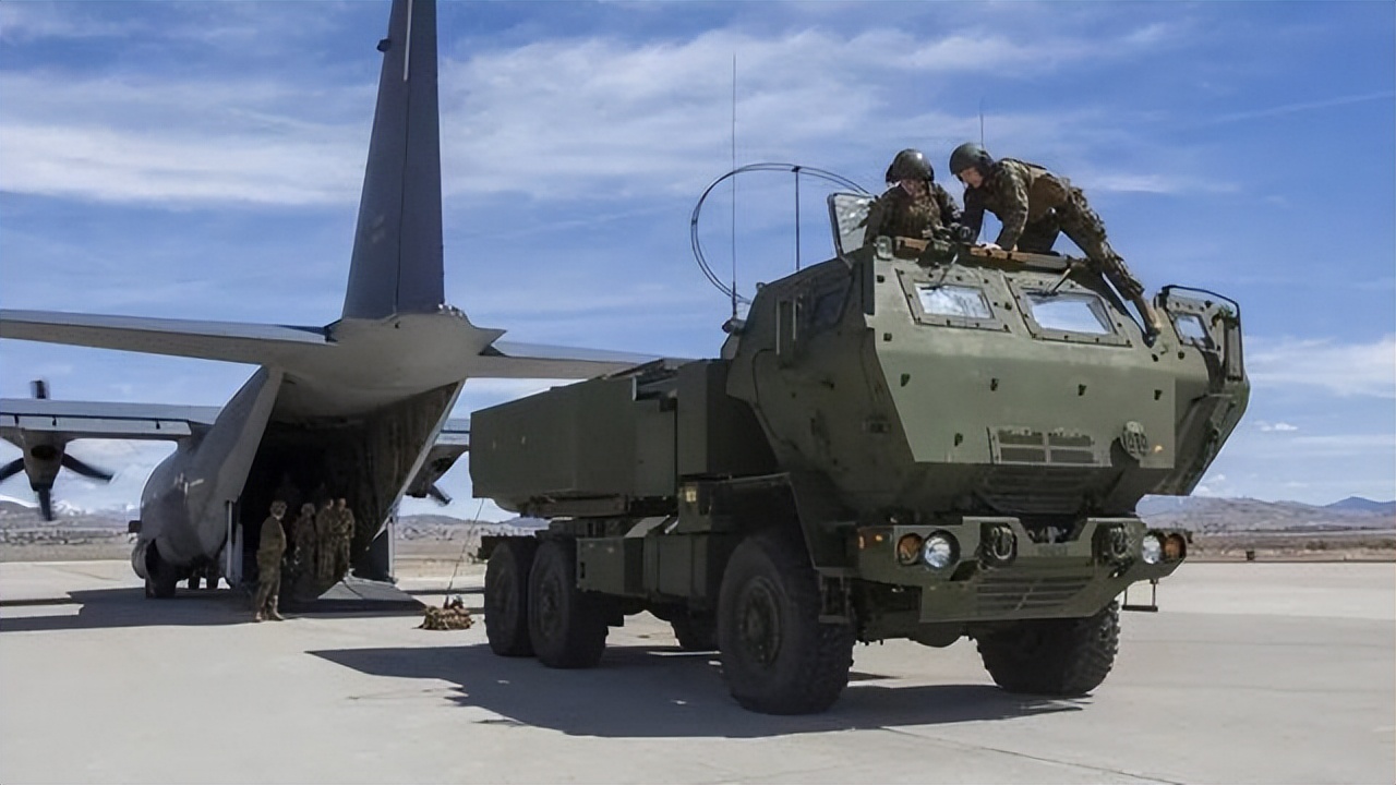 *器武**不卖给乌克兰，卖给波兰，美国这招棋还得感谢乌克兰