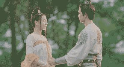 空气骑马、劈叉抱、鸟替，电视剧不敢拍的全景，真的不会笑场吗？