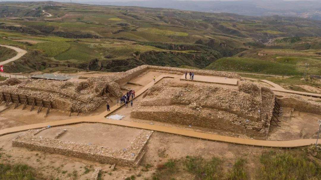 石峁遗址再现四千年前的古老陕西,中国石峁城址揭开4000年前的秘密