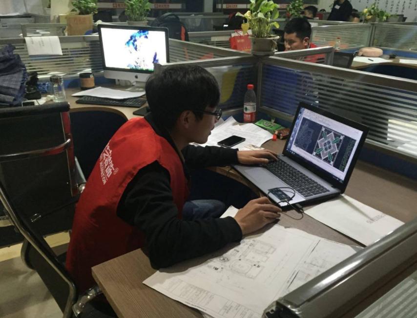 腾讯应届生怒怼管理层新闻分析,腾讯回应应届生怒怼管理层