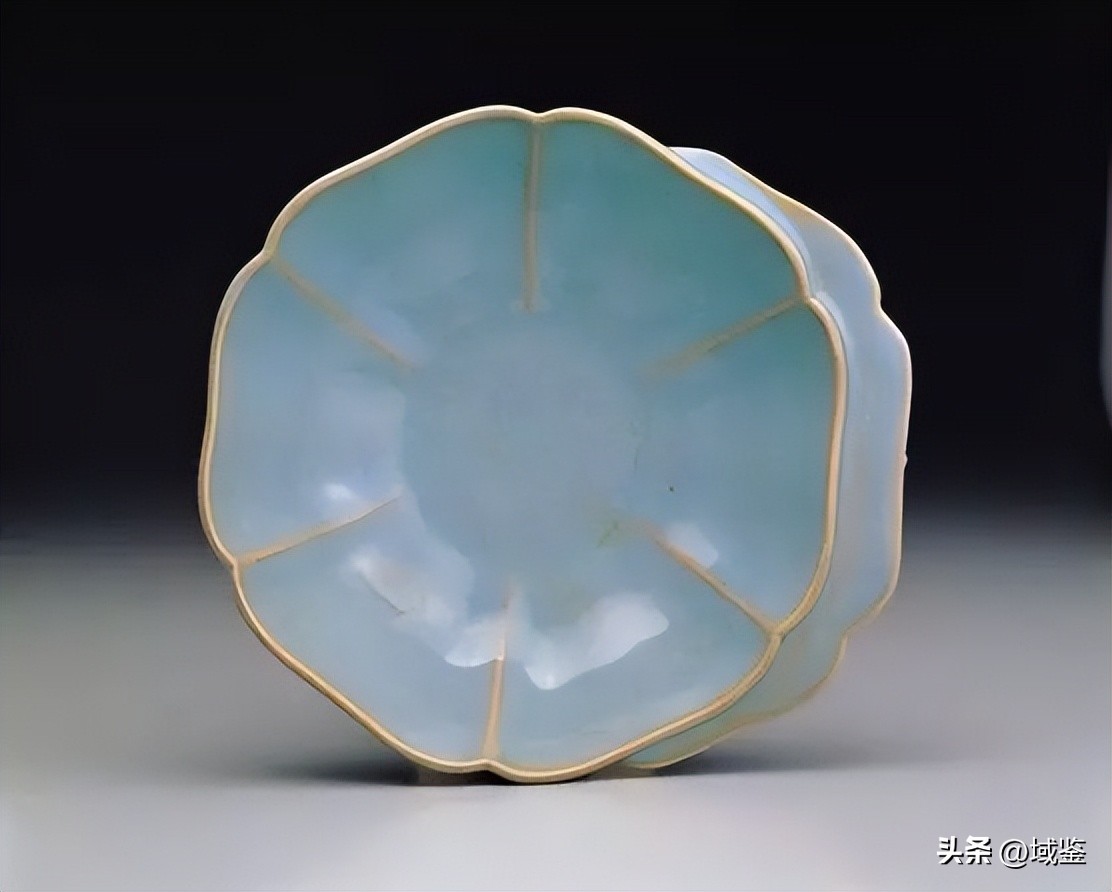 故宫压破瓷器,故宫压箱底定窑图片