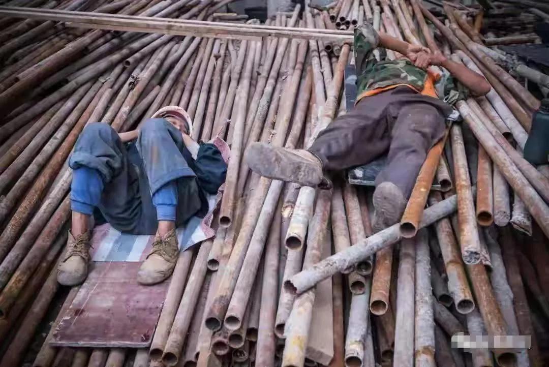 农民工更名产业工人有什么好处,农民工怎么成为有五险的工人