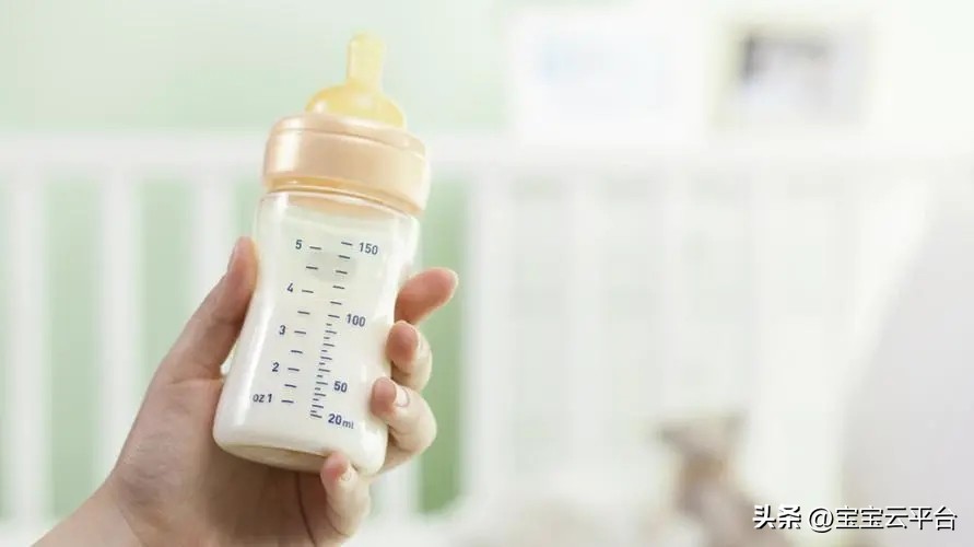 宝宝一直不愿意吃奶粉怎么办,婴儿不肯吃奶粉什么原因