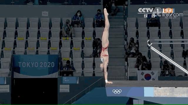 全红婵夺冠反映的人性真相,全红婵夺冠父亲高兴的全过程