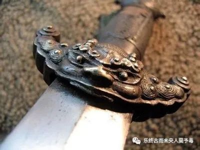 文言文叶公好龙讲解,叶公好龙文言文讲解十几分钟的