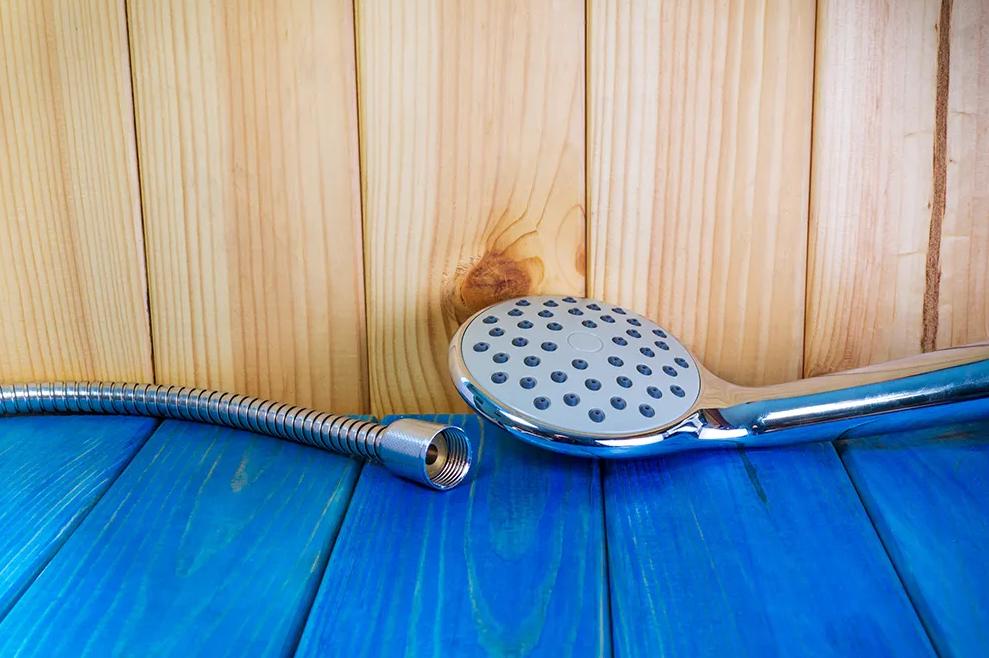 便秘用温水灌肠有害处吗,大人便秘自己灌肠冲洗