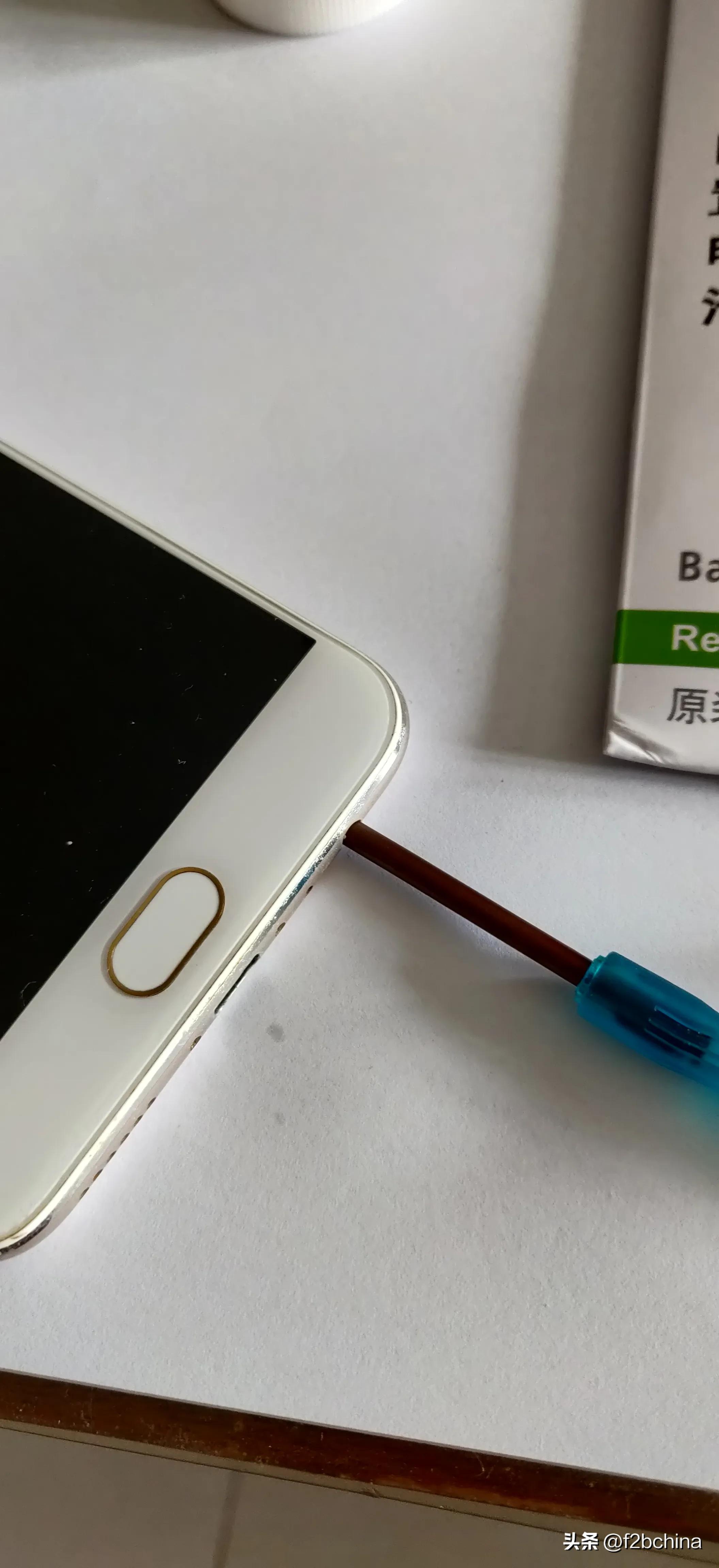 oppor9s手机换电池多少钱,oppor9s换电池视频