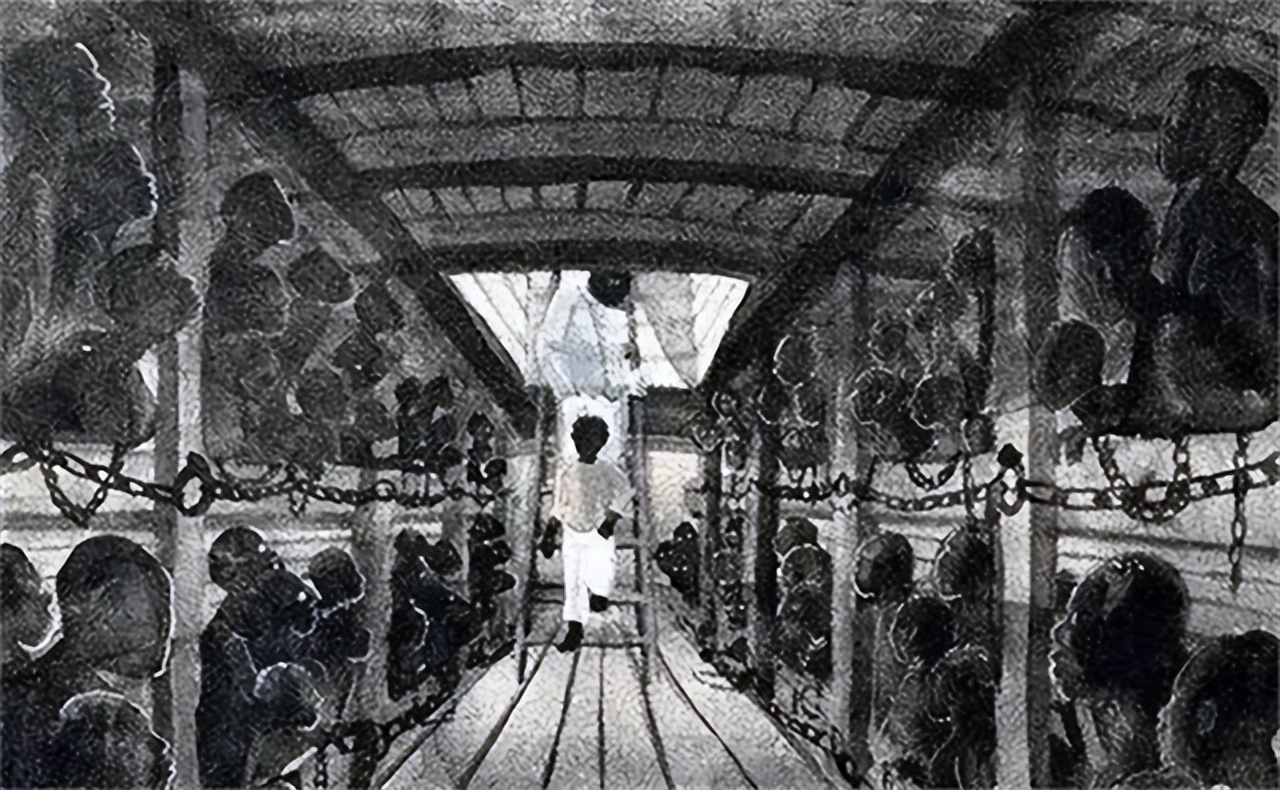 黑奴船上的悲惨生活：男性被关进船舱，女性在甲板上不断发出惨叫