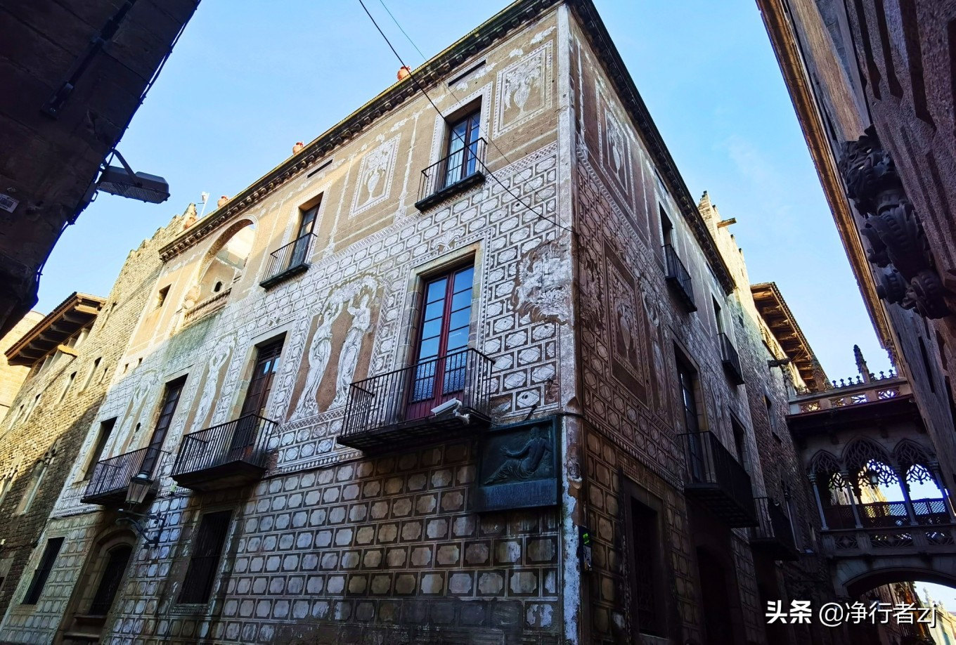 冬日暖阳拔“牙”记（34）巴塞罗那：高迪打造的欧洲之花（上）