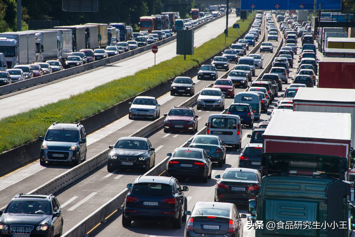 重庆和成都哪个是西南中心城市,成都和重庆城市布局的区别