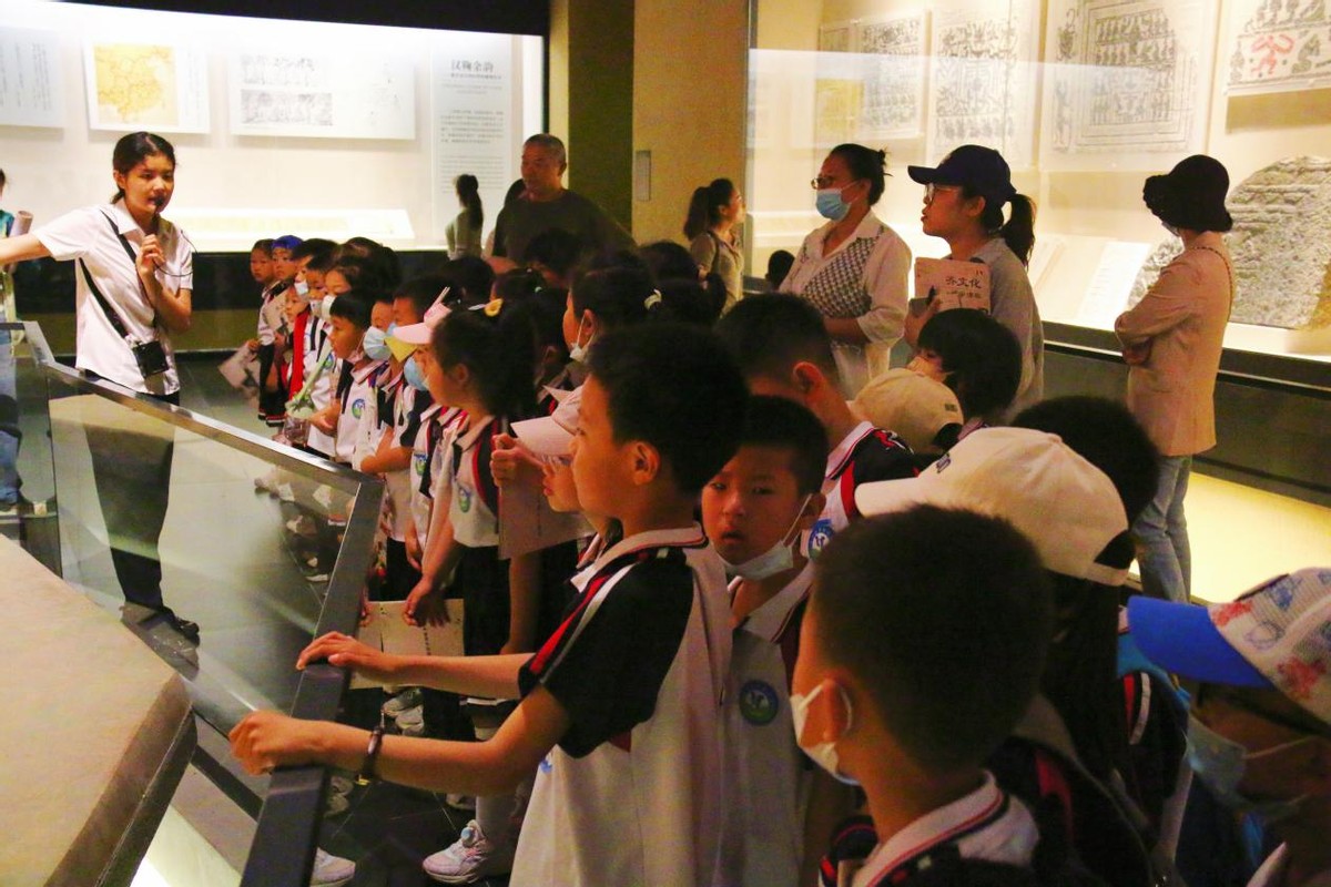 知行合一书行万里——淄川区曜华小学赴临淄开展研学活动