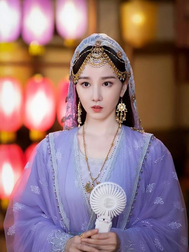 陈小纭整容前演过什么电视剧,演员陈小纭现状