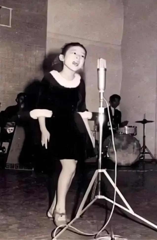 80年代港台最有名气的女歌星,90年代一位可爱的女歌星